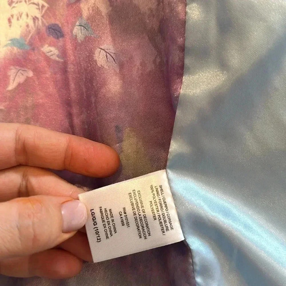 Disney Frozen II Elsa Iridescent Sequin Jacket Size Girls Large 10-12 - Picture 7 of 9